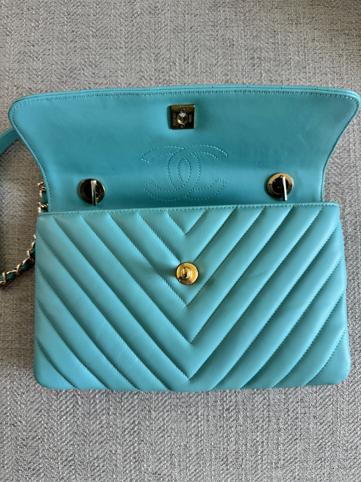 RARE Chanel Trendy CC Flap Bag Chevron Lambskin Medium - Tiffany Blue