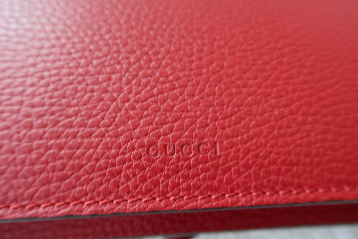Gucci Dionysus Medium Leather Shoulder Bag Red