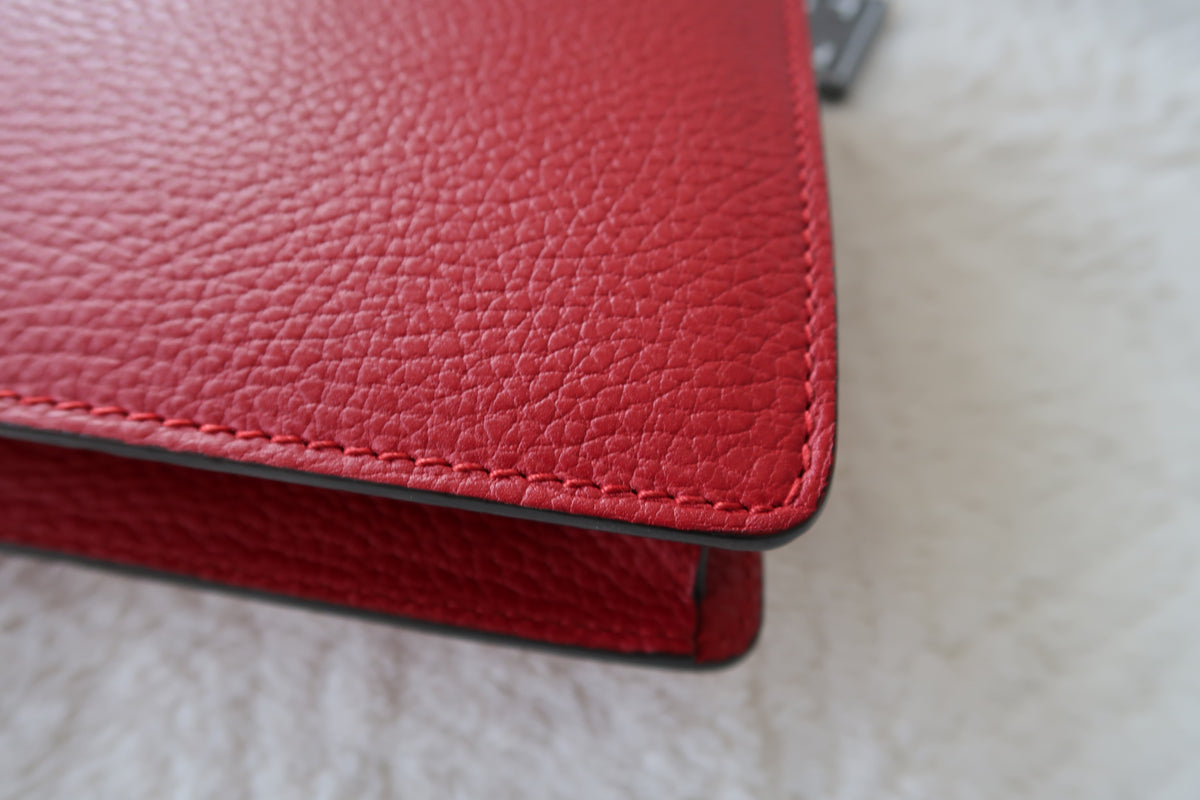 Gucci Dionysus Medium Leather Shoulder Bag Red