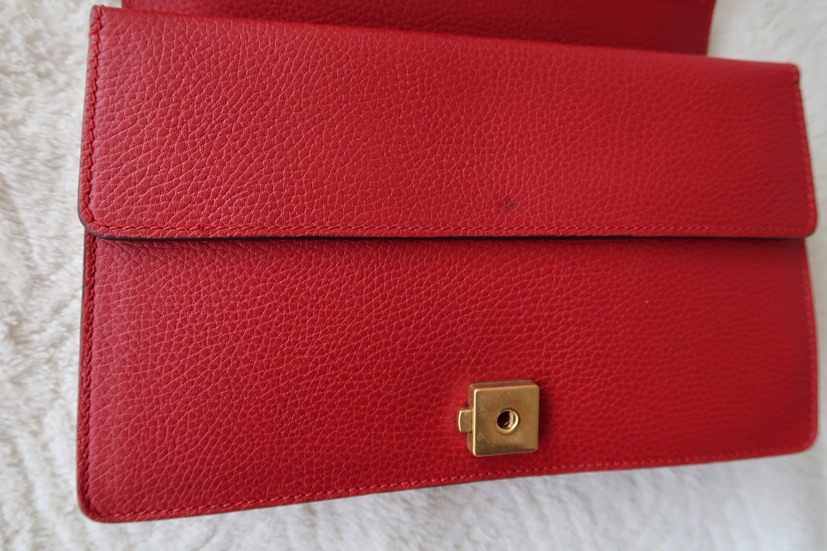 Gucci Dionysus Medium Leather Shoulder Bag Red