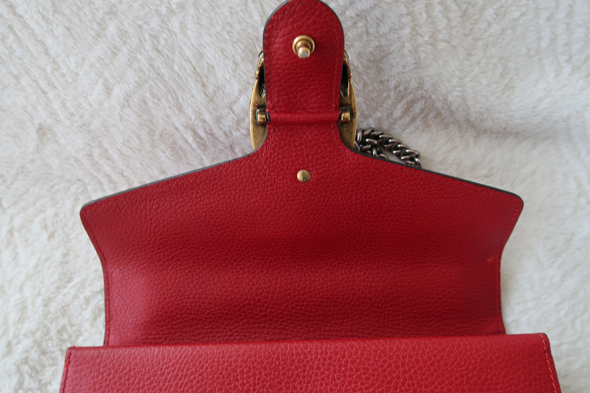 Gucci Dionysus Medium Leather Shoulder Bag Red