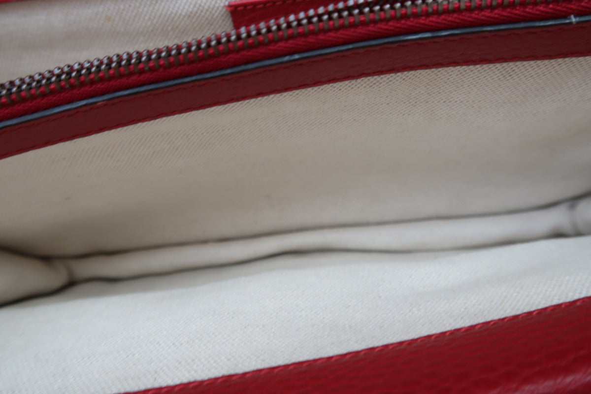 Gucci Dionysus Medium Leather Shoulder Bag Red