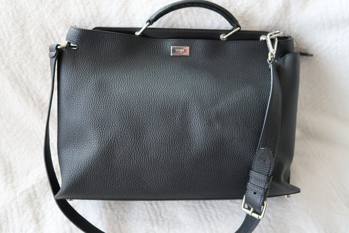 Fendi Black Peekaboo Iconic Essential Large Bag - Excellent Condition Unisex