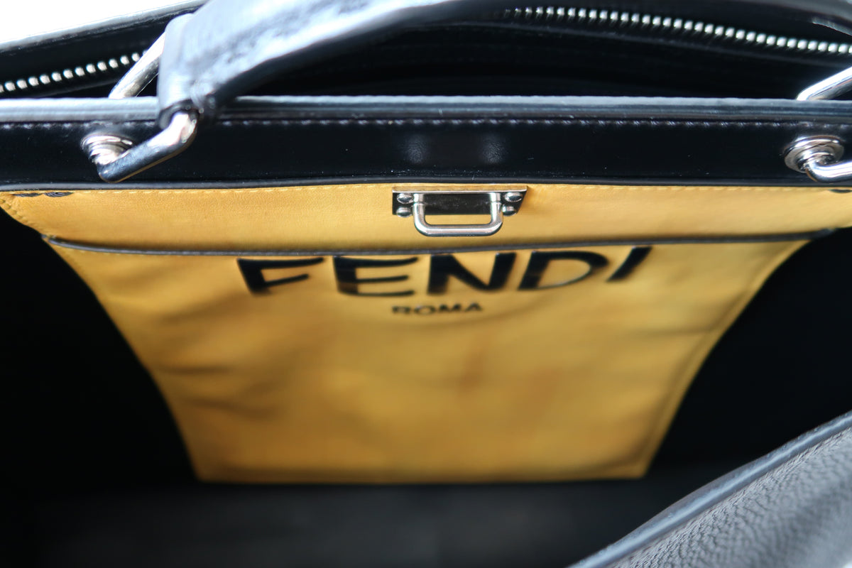 Fendi Black Peekaboo Iconic Essential Large Bag - Excellent Condition Unisex