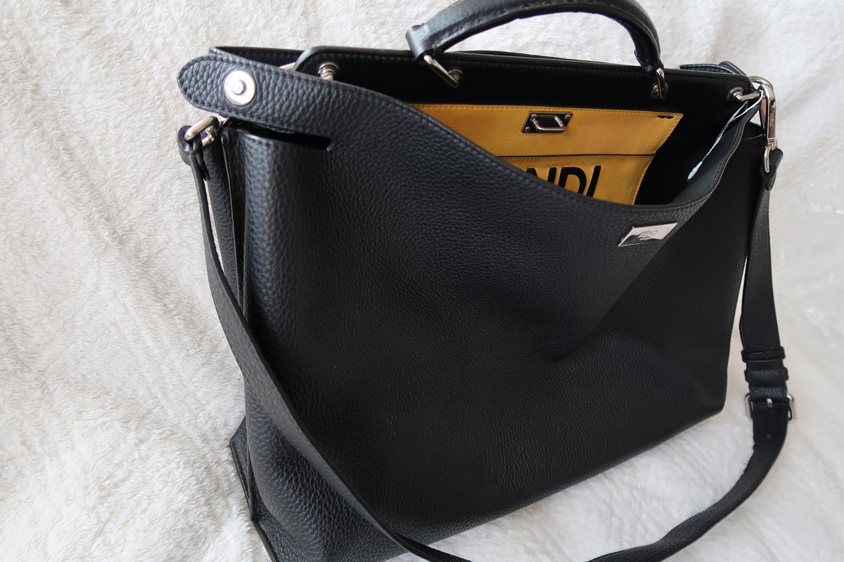 Fendi Black Peekaboo Iconic Essential Large Bag - Excellent Condition Unisex