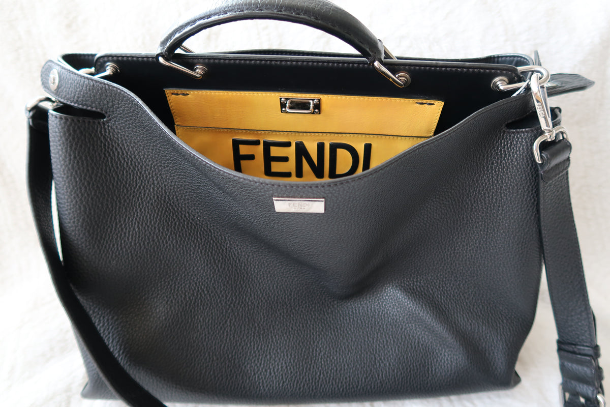 Fendi Black Peekaboo Iconic Essential Large Bag - Excellent Condition Unisex