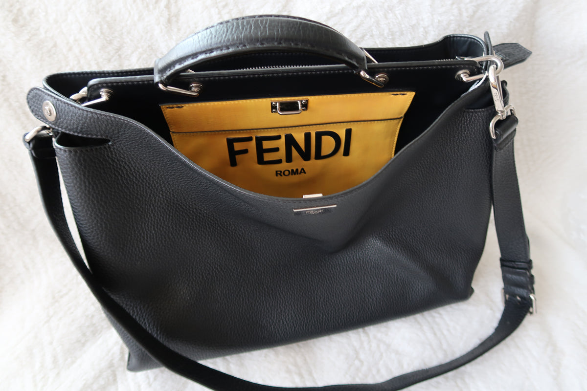 Fendi Black Peekaboo Iconic Essential Large Bag - Excellent Condition Unisex