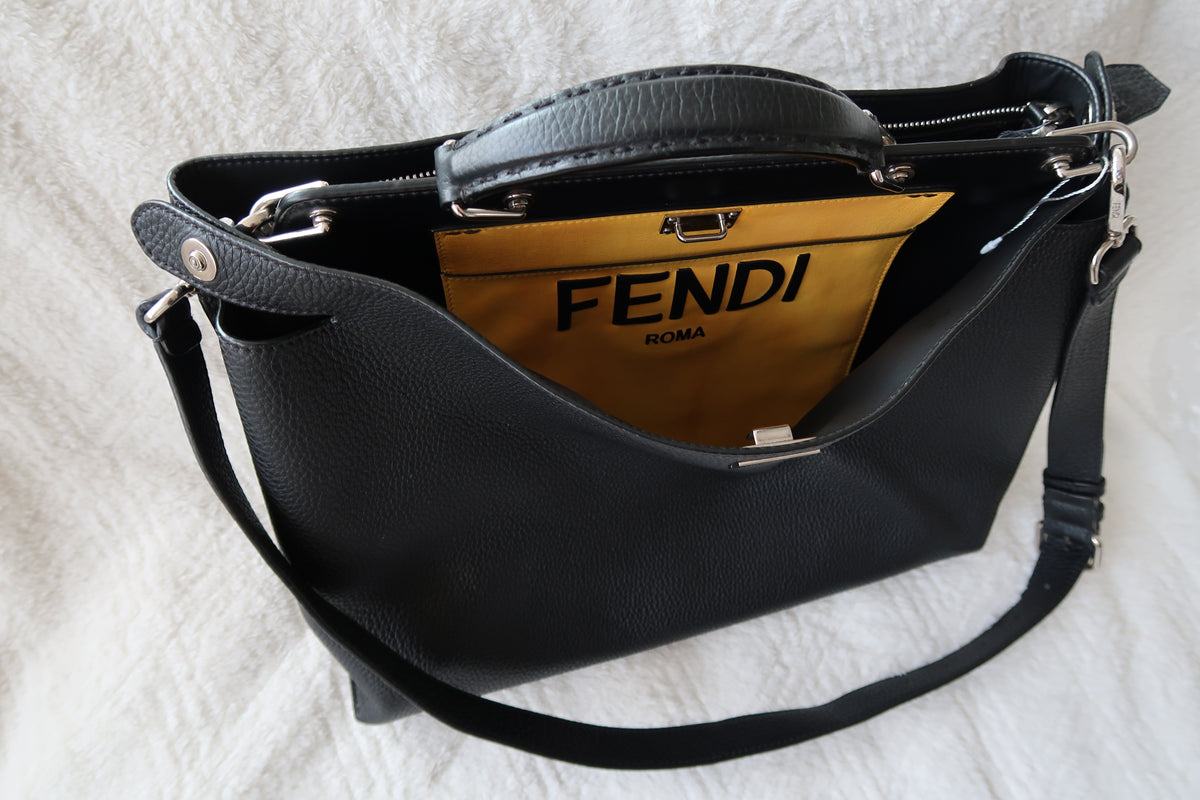 Fendi Black Peekaboo Iconic Essential Large Bag - Excellent Condition Unisex