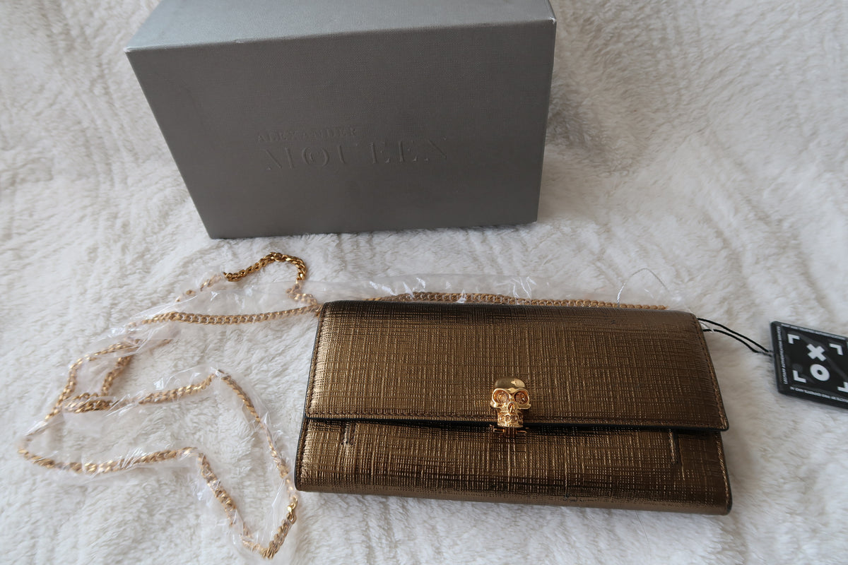 Alexander McQueen Skull Leather Continental Wallet on Chain Clutch Bag New with Box