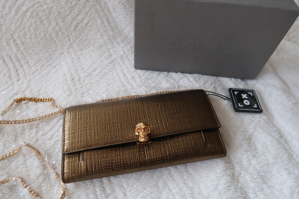 Alexander McQueen Skull Leather Continental Wallet on Chain Clutch Bag New with Box