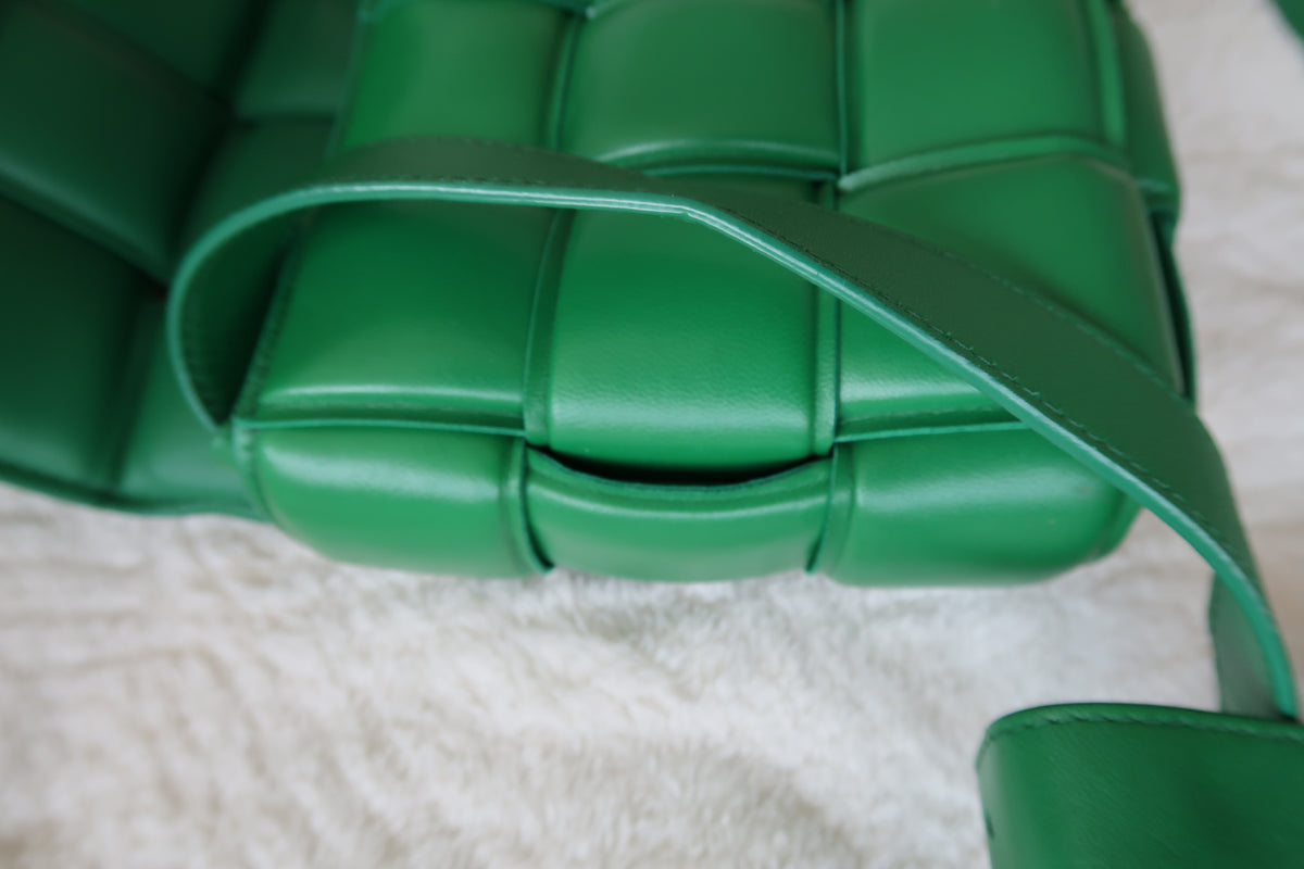 Bottega Veneta Padded Cassette Bag - Green