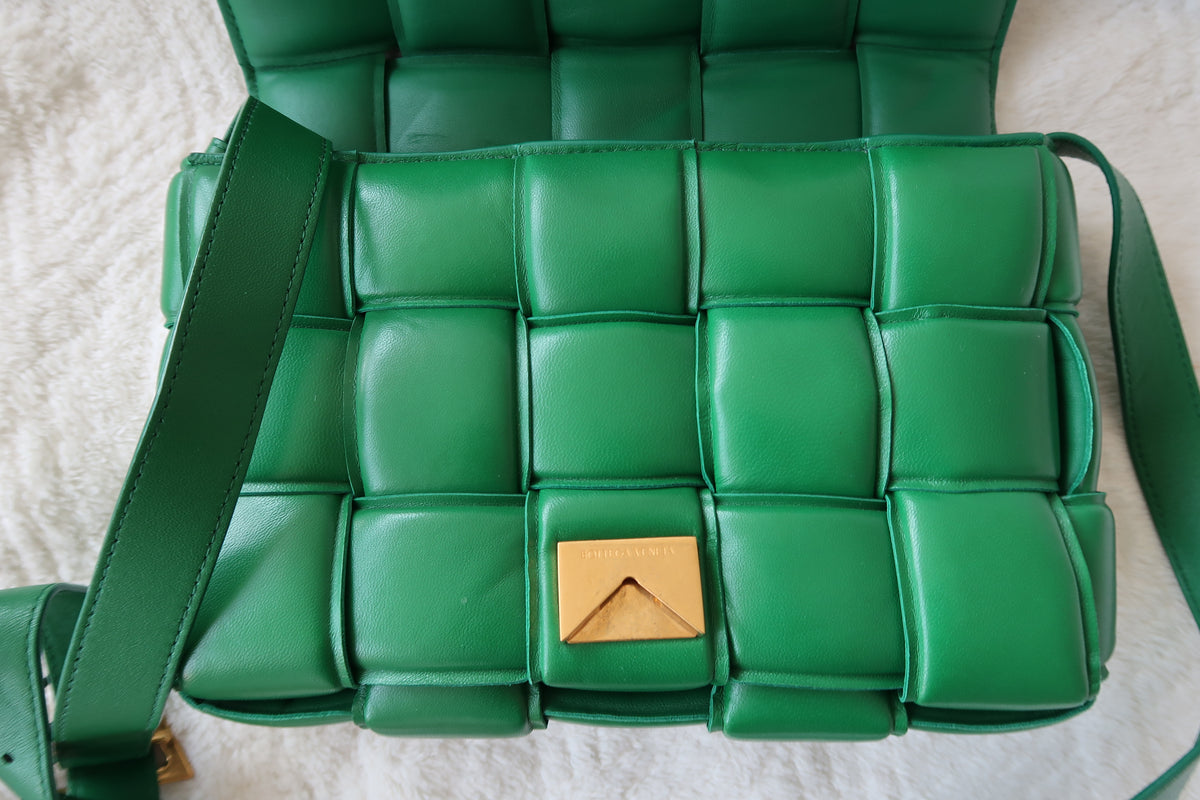 Bottega Veneta Padded Cassette Bag - Green