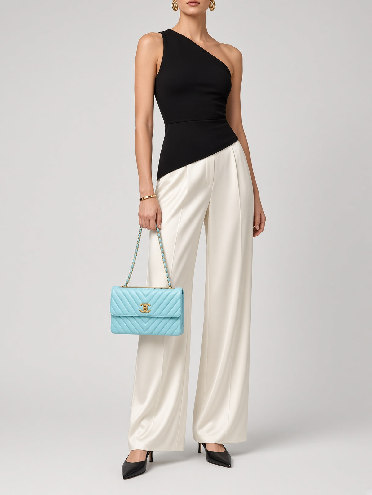RARE Chanel Trendy CC Flap Bag Chevron Lambskin Medium - Tiffany Blue