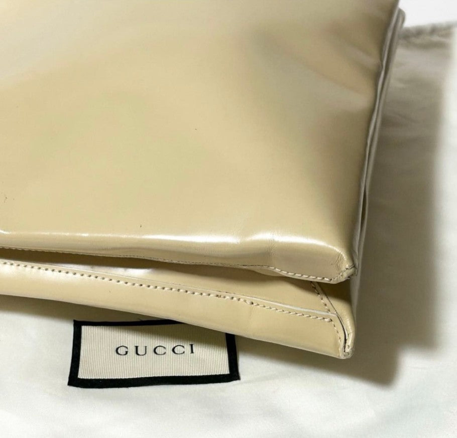 NOT SOLD OUT Coming Soon. Vintage GUCCI by Tom Ford Chain Patent Leather Shoulder Bag, Beige - additional view 6