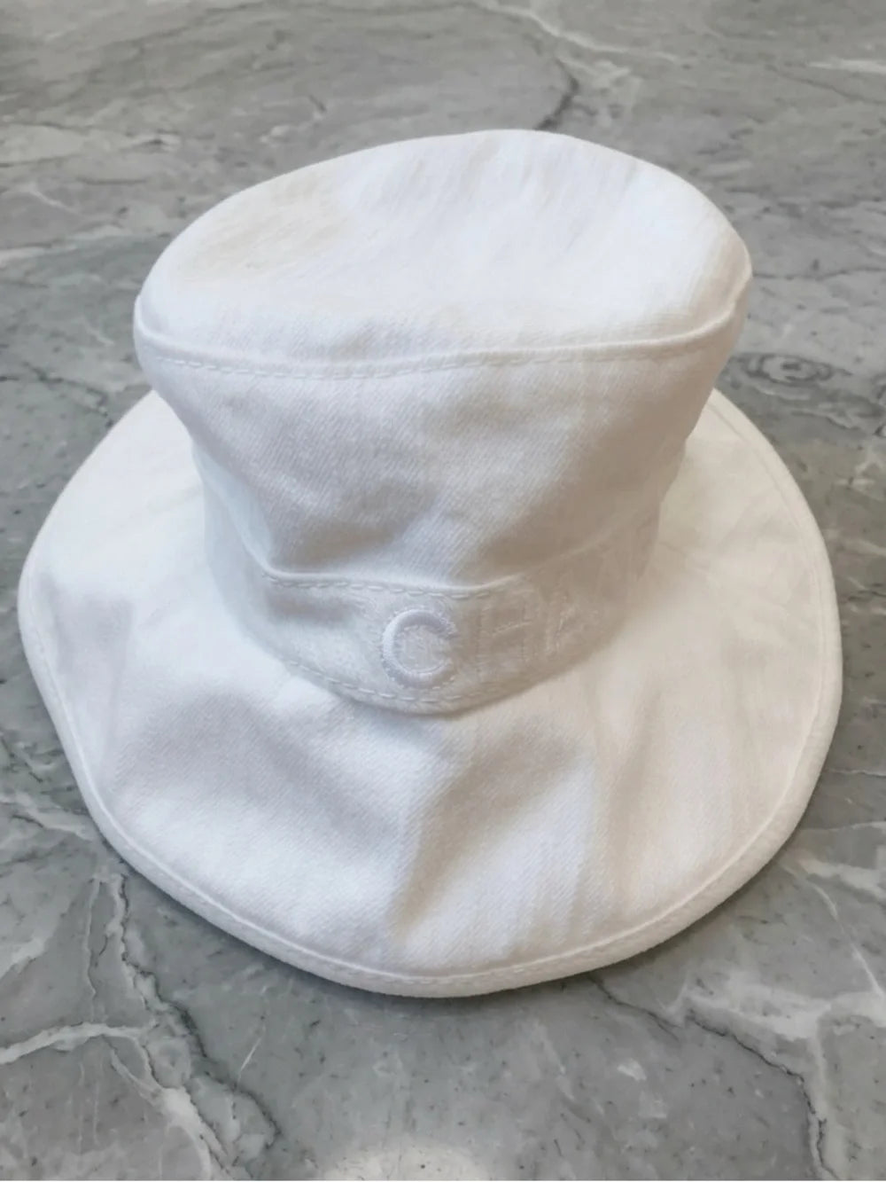 CHANEL White Denim Cotton Bucket Hat New Unused Size Medium Summer Hat - additional view 2