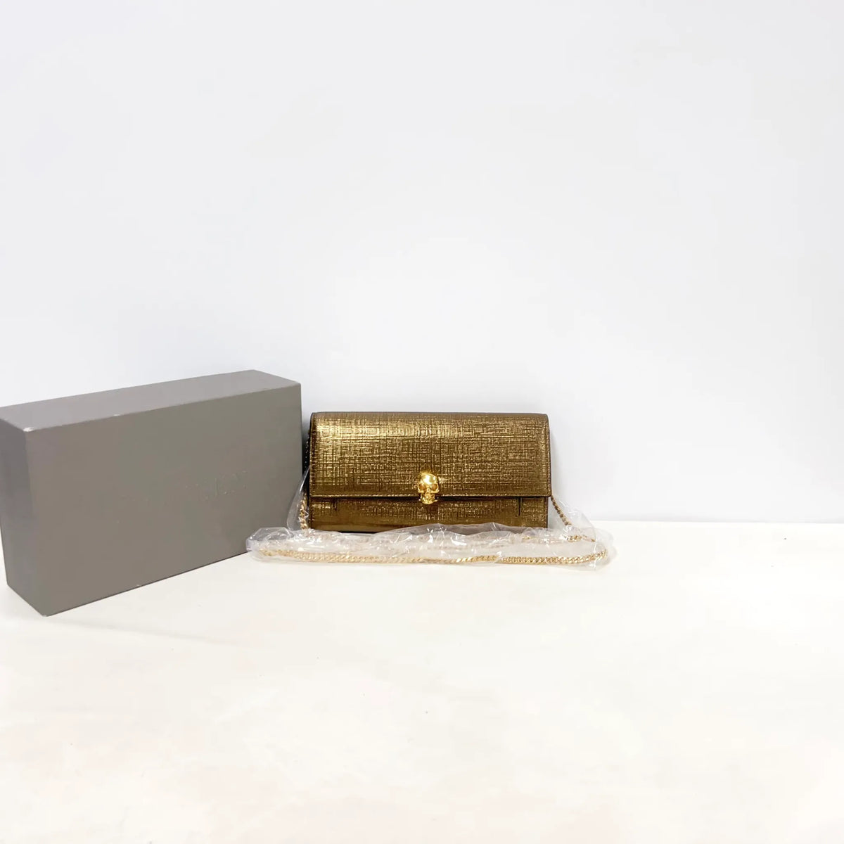 Alexander McQueen Skull Leather Continental Wallet on Chain Clutch Bag New with Box