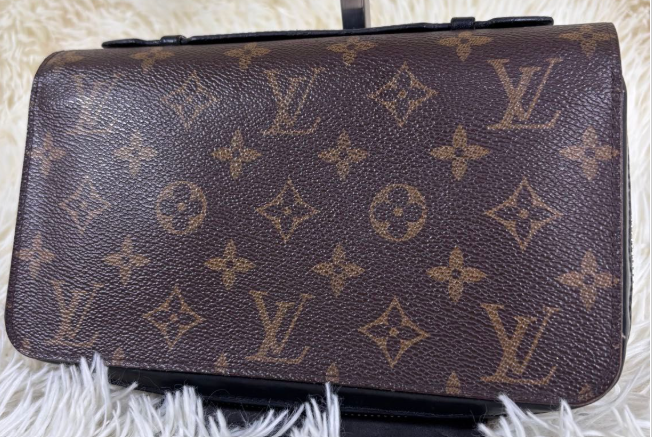 LOUIS VUITTON Monogram Macassar Canvas Zippy XL Wallet