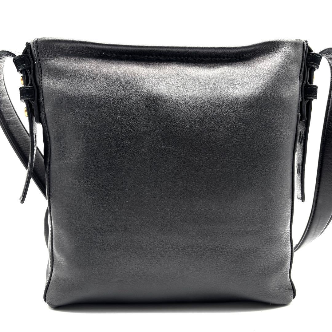 Salvatore Ferragamo Gancini Smooth Calf Leather Messenger Bag – Black