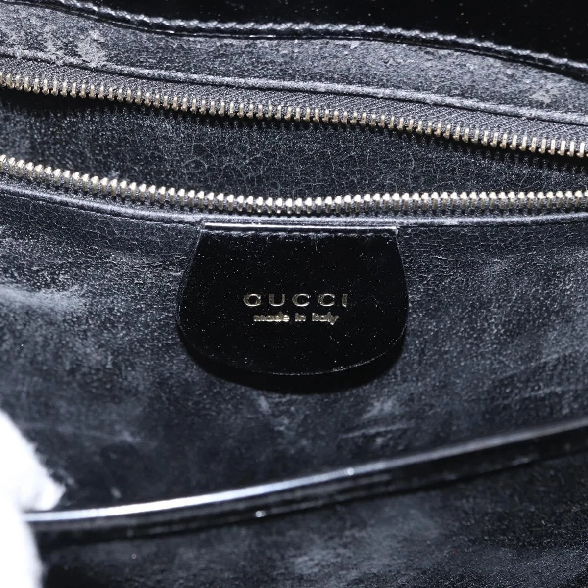 Gucci Patent Leather with Crossbody Strap Vintage - additional view 7
